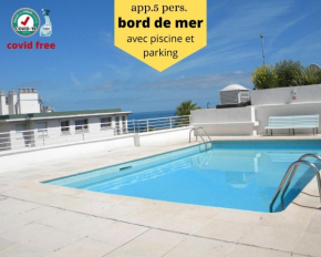 app Le Rocazur avec piscine et parking en bord de mer à 500M du centre ville